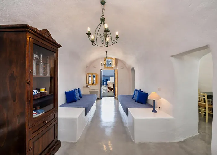 Danai House